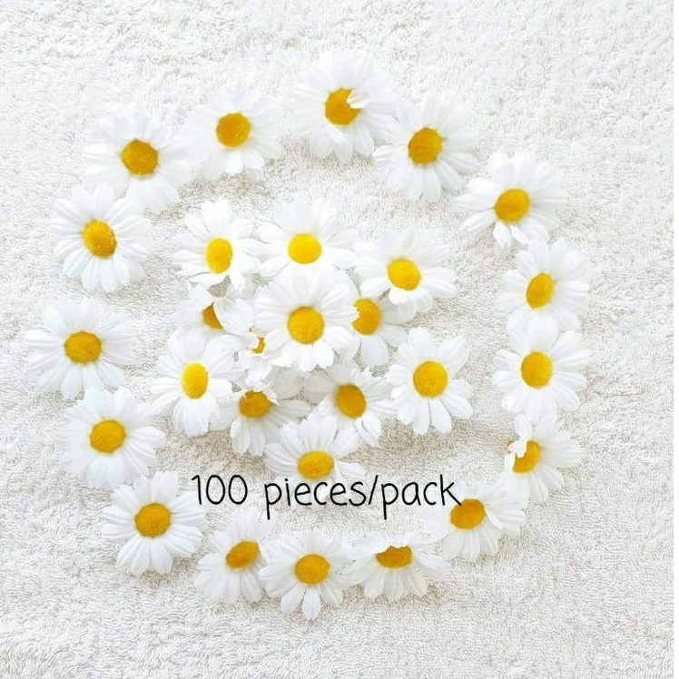 ดอกเดซี่ พลาสติก (แพ็คละ 100 ชิ้น) แต่งกระเป๋า D.I.Y