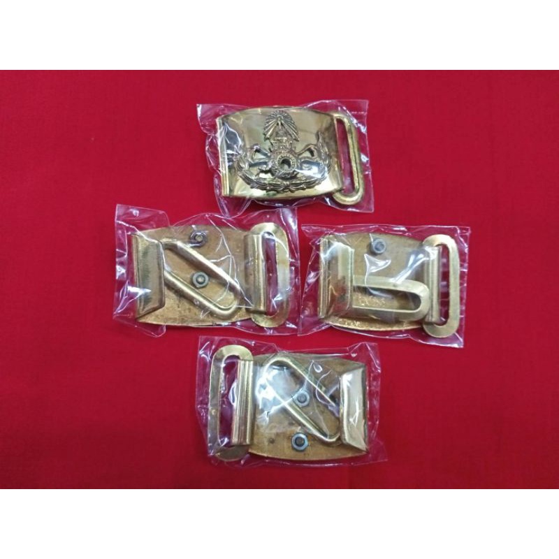 หัวเข็มขัดทหาร หัวทอง ทบ แบบขัดแบบมีน๊อต