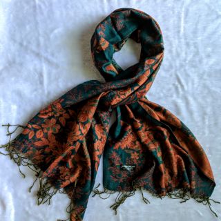 ผ้าพันคอ ผ้าคลุมไหล่ ผ้าคลุมศรีษะ Pashmina
