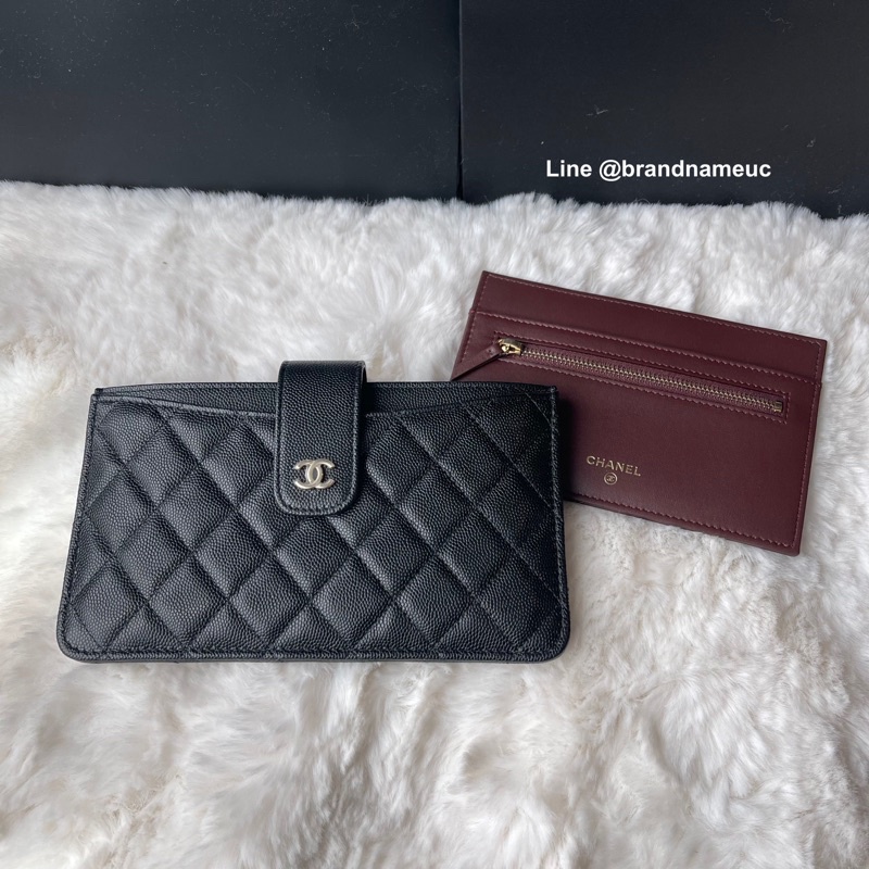 Chanel pouch wallet black caviar light  ghw holo 27