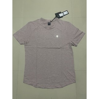 เสื้อยืดคอกลมผู้ชาย CPS ROUND HEM TEE สีชมพูและสีเทาอ่อน ราคาป้าย 790 บาท เสื้อยืดแขนสั้น ใหม่ ของแท้