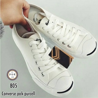 รองเท้าผ้าทรง converse