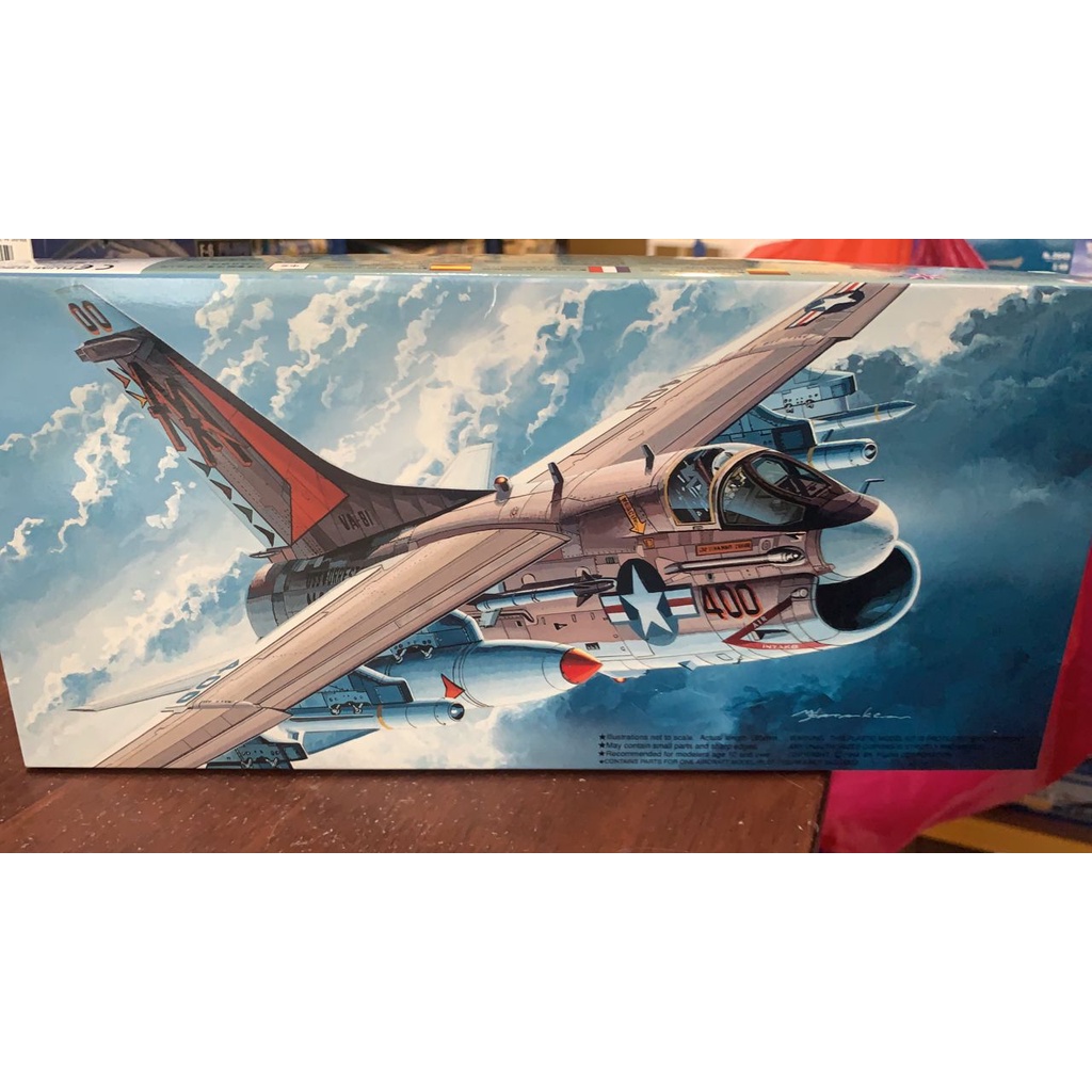 FUJIMI 72013 ซื้อ A-7E Corsair II Sunliners 1/72
