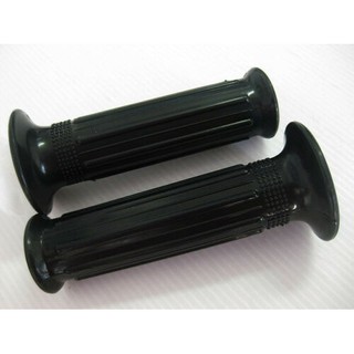 SUZUKI GP100 GP125 HANDLE GRIP SET "BLACK" ** NEW ** with THROTTLE FILLING // ปลอกแฮนด์ สีดำ พร้อมไส้เร่ง