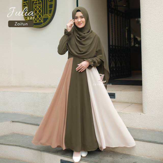 JULIA SET โดย zarahijab