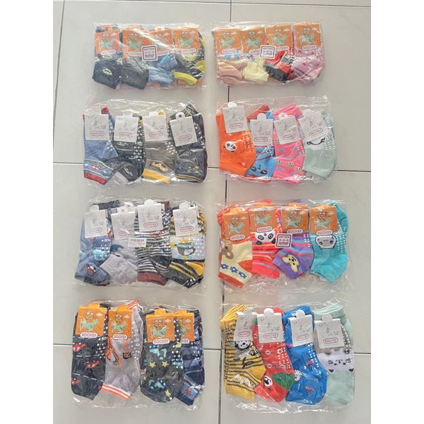 ถุงเท้า เด็กป้าย SOCKSY มีกันลื่น มี 12 คู่
