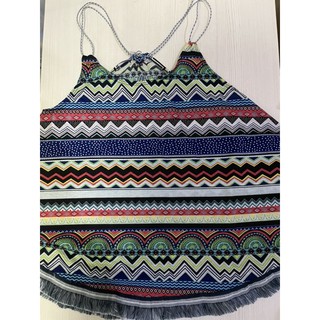 เสื้อสายเดี่ยว ลายกราฟฟิก