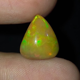 พลอย โอปอล เอธิโอเปีย ธรรมชาติ แท้ ( Natural Opal Ethiopia ) หนัก 4.92 กะรัต