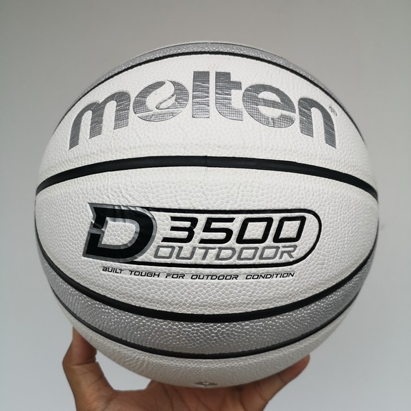 ลูก บาสเกตบอล MOLTEN หนัง หลายรุ่น