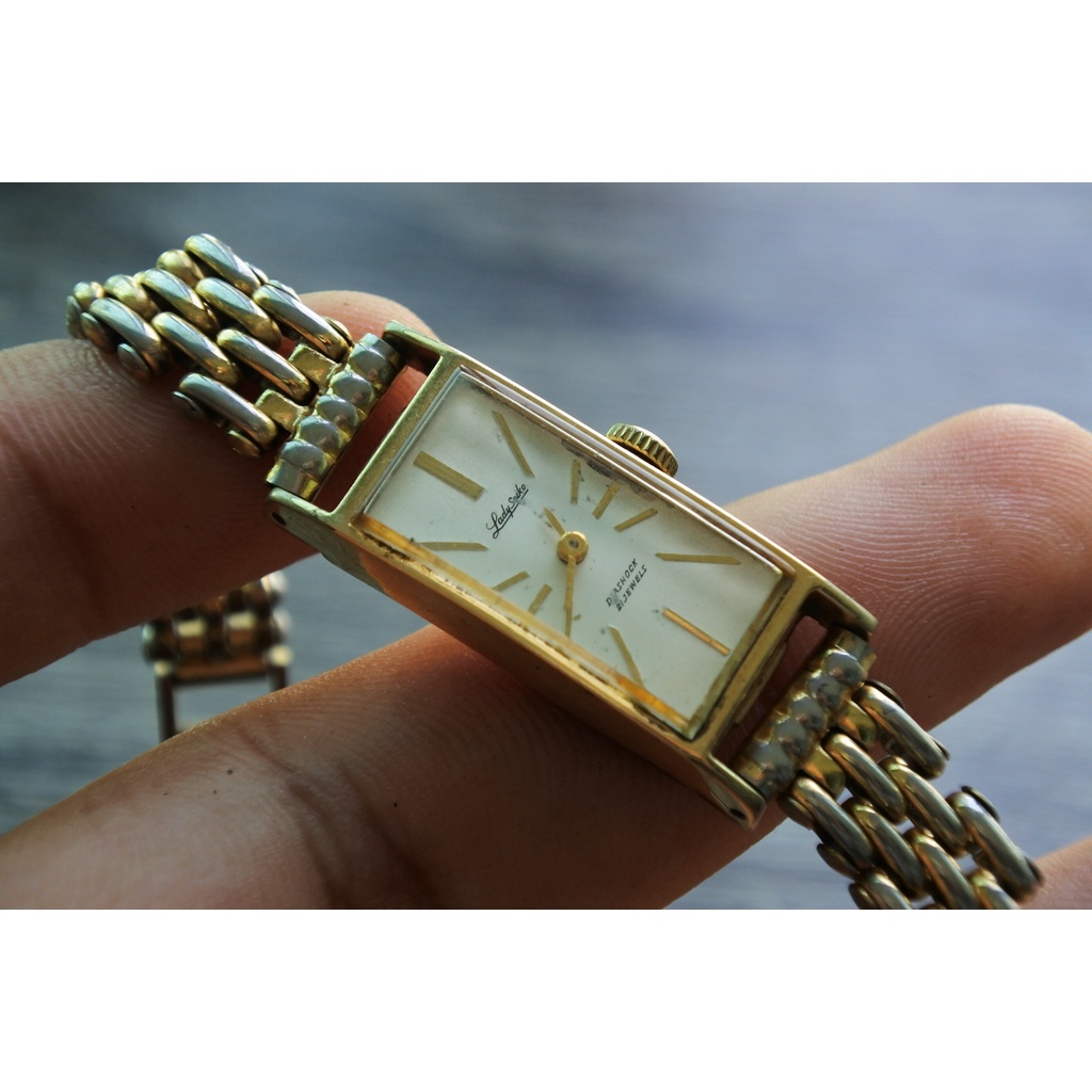 นาฬิกา Vintage แท้ มือสองญี่ปุ่น   Lady Seiko 21 Jewels ผลิตปี 1980-90 ระบบไขลาน ชุบทอง 15.65mm