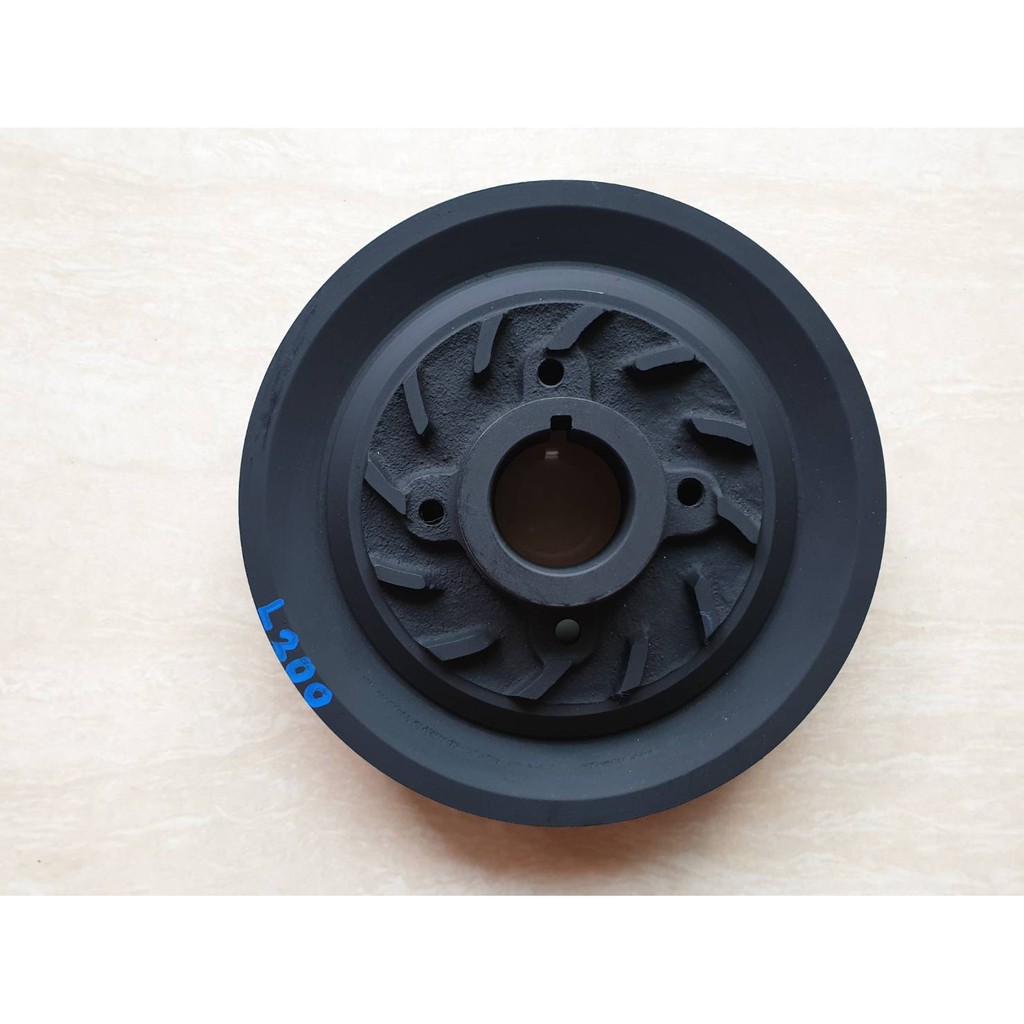 มู่เลย์หน้าเครื่อง (มู่เลย์ข้อเหวี่ยง) MITSUBISHI L200,CYCLONE,4D56  ราคาตัวละ 580 บาท