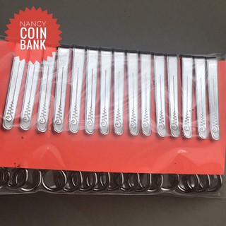 แหนบสแตนเลสลายอุตามภาพ หัวตะขอหมุน (1แผงมี15ชิ้น)