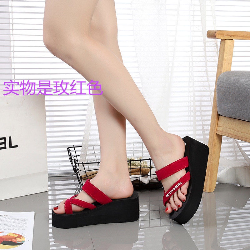 รองเท้าแตะผู้หญิงฤดูร้อนสวมใส่ด้านนอกส้นสูงส้นหนาSoled Anti-Slip Flip-Flopsแฟชั่นAll-Matchรองเท้าแตะชายหาดรองเท้าแตะ