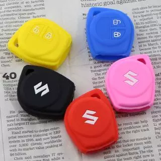 เคสรีโมตกุญแจรถยนต์ ซิลิโคน 2 ปุ่ม สําหรับ Suzuki Grand Vitara Swift Liana SX4 Alto Jimny Shell FOB
