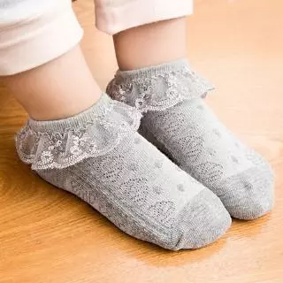[สินค้าพร้อมส่ง] ถุงเท้าเด็กผ้าลูกไม้ ถุงเท้าเจ้าหญิง ผ้านิ่ม ลายสวย