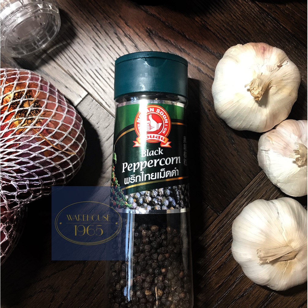 (100 g) พริกไทยดำเม็ด ตรามือที่ 1 ง่วนสูน ใช้ได้กับ Pepper Mill   Nguan Soon - Black Peppercorns