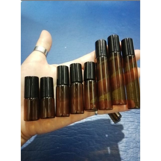 ถูกที่สุดโค้ดคุ้มส่งฟรี!ขวดลูกกลิ้ง3/5/10mlแก้วสีชา หัวโรลออน ใส่น้ำมัน น้ำหอม พิมเสน รีฟิลเติมได้ พกพาสะดวก เอนกประสงค์