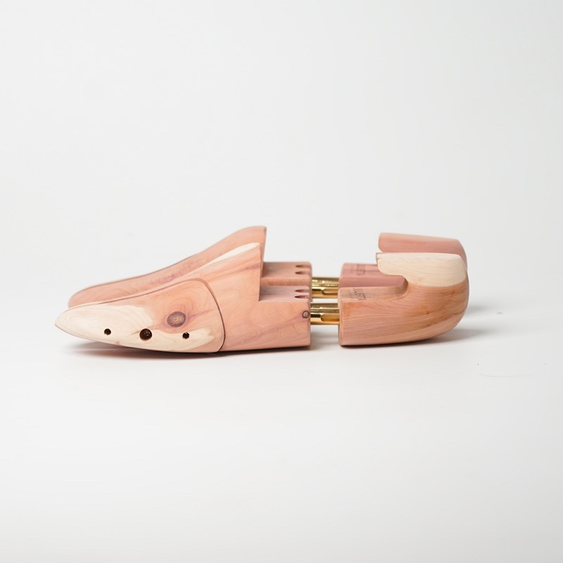 JULIETTA - ดันทรงรองเท้า Red Cedar Premium Shoe Tree made with Aromatic Redcedar from the USA.
