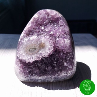 ผลึกอเมทิ​สต์​ธรรมชาติ Amethyst Stalactite Eye