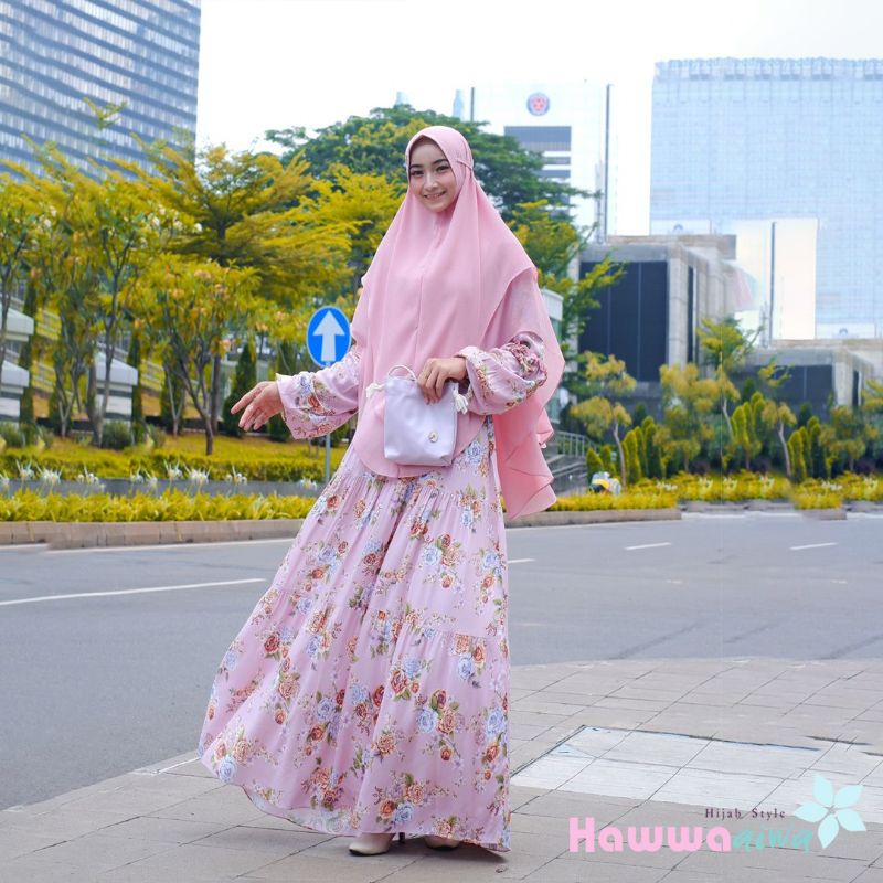 Aruna โดย HAWWA AIWA