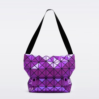 ISSEY MIYAKE  Bilbao Rock Shoulder  สี Purple  ของแท้จากญี่ปุ่น