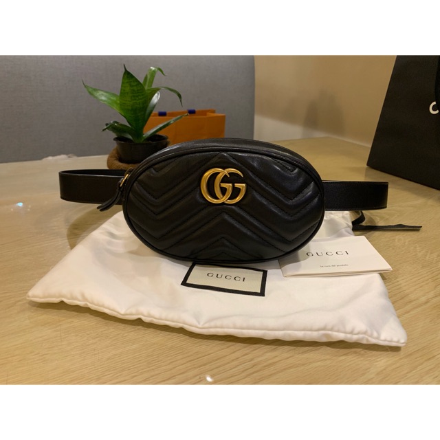 Used vary good condition Gucci marmont belt bag y2019