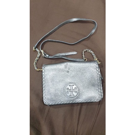 Tory burch มือสอง ของแทั กระเป๋าสะพายข้างส่งฟรี