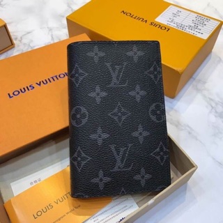 กระเป๋าใส่พาสปอร์ท  Louis Vuitton Passport Cover