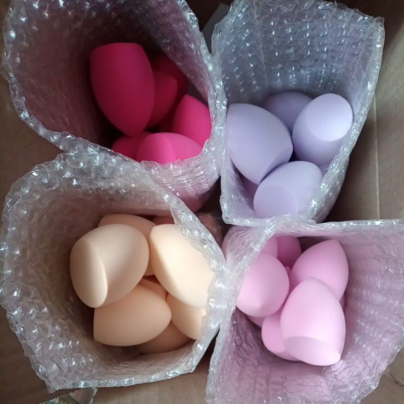 พัฟฟองน้ำ พัฟรองพื้น (ส่งให้แบบสุ่มไม่สามารถเลือกสีได้)