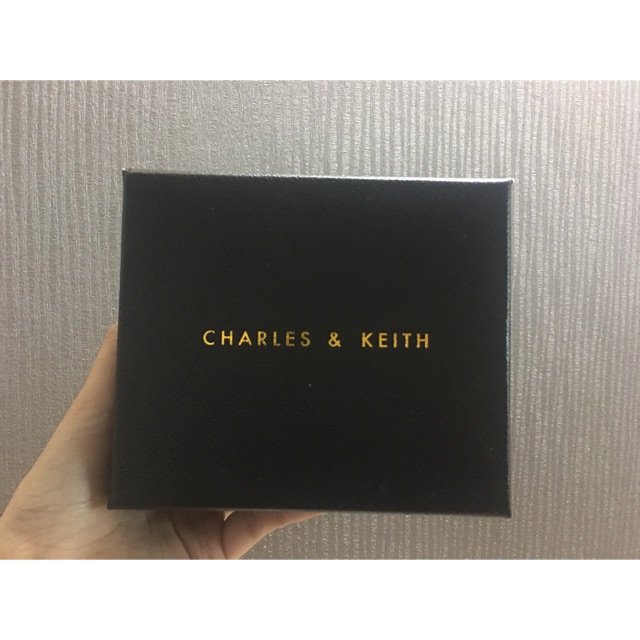 กล่องกระเป๋าเงิน CHARLES&amp;KEITH