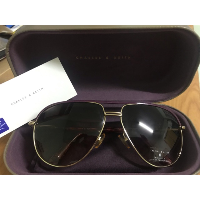 แว่นตา charles & keith แว่นตาสี burgundy red