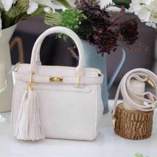 KEEP Off White Gasia Handbag with frink key (กระเป๋าแบรนด์เนมของแท้งานShop)1