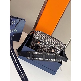 รุ่น MESSENGER BOBLIQE BAG