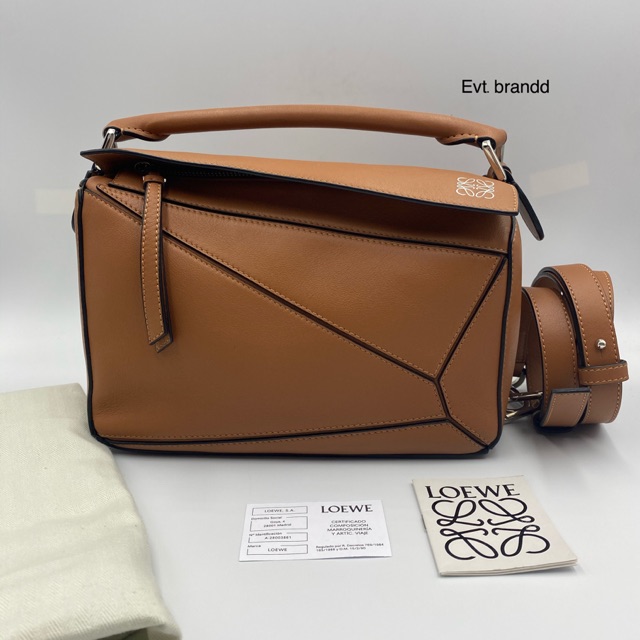 Like new Loewe puzzle small Tan y.19