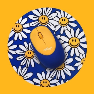 🌻Pre-order: [Wiggle Wiggle] Wireless Mouse &amp; Pad SET