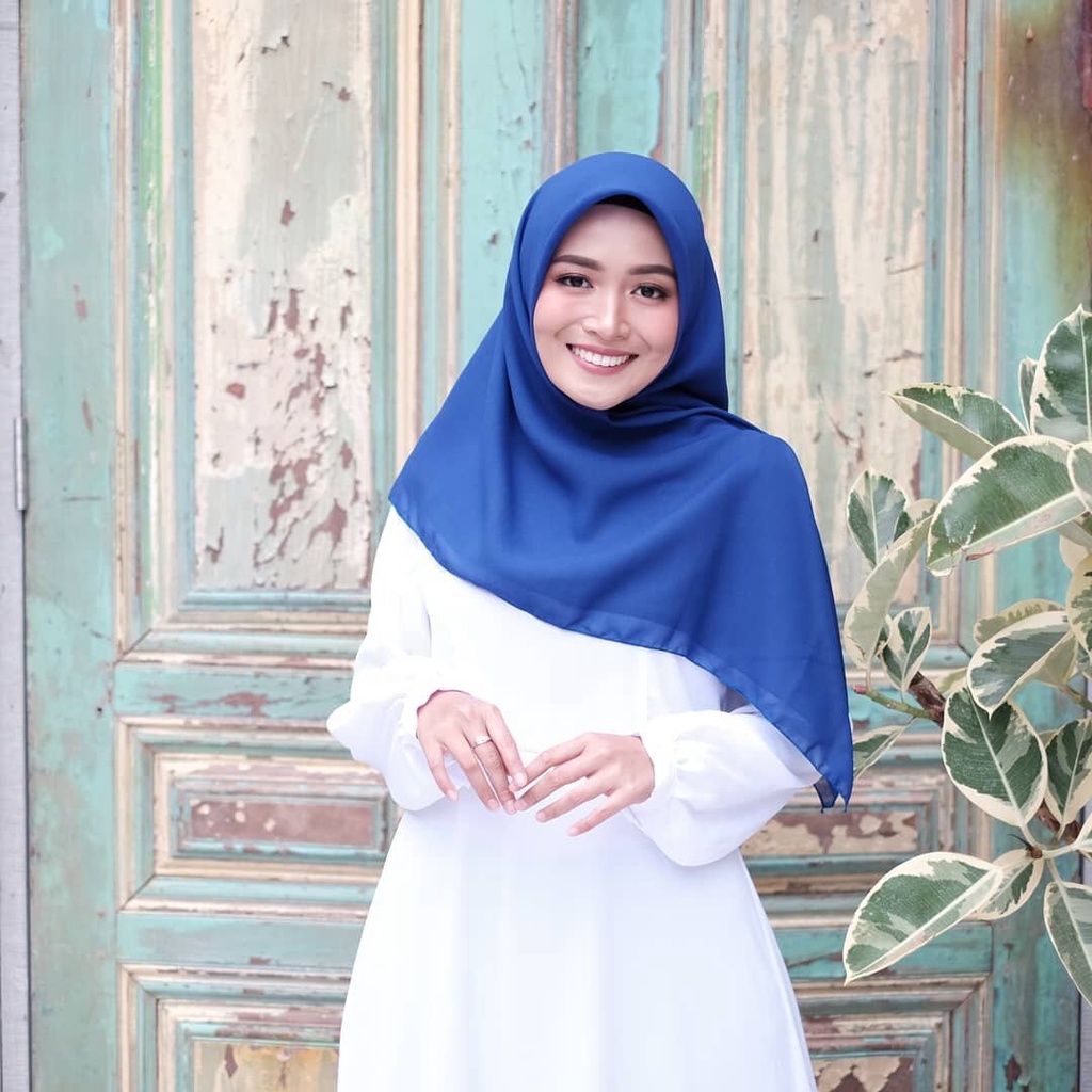 Fashion Shop HIJAB BELLA SQUARE / BELLA SQUARE / HIJAB POLLYCOTTON SKY BLUE PREMIUM