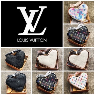 กระเป๋า Louis Vuitton Boite Chapeau Souple Heart Bag