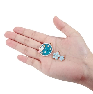 10 ชิ้นจี้ สร้อยคอสร้อยข้อมือต่างหูจี้สีน้ำเงินน่ารัก เครื่องประดับและอุปกรณ์แฟชั่น DIY 10pcs/pack