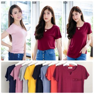 เสื้อยืดคอกลม เจาะช่องวีที่คอ แขนสั้น มีไซส์ใหญ่ สาวอวบ สาวอ้วน ผ้าเรย่อนเนื้อดี แบรนด์ MUKIGO