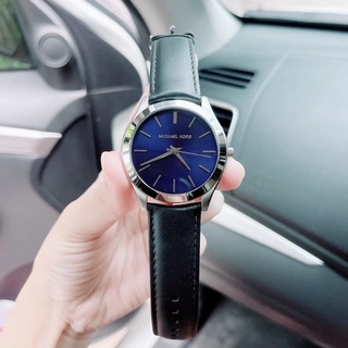 👑ผ่อน0%~แท้100%👑 MK8620 Slim Runway Stainless Steel Quartz Leather Strap, Black MK นาฬิกาข้อมือ