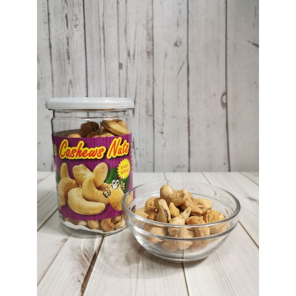 เม็ดมะม่วงหิมพานต์​ (อบเกลือ)​ ตรา​ New​ Choice​ ขนาด​ 250​ กรัม​ (Rosted​ Salted​ Cashew​ Nuts)​