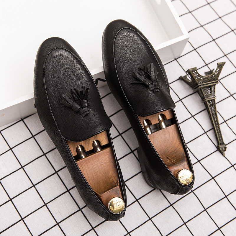 รองเท้าลําลอง Slip On น้ําหนักเบา