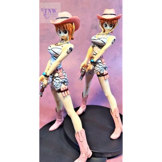 [ มือสอง งานแท้ ญี่ปุ่น ] Nami นามิ ยืนถือปืน ขนาด 7" ฐานดำ วันพีช Pirate Onepiece (ของแท้)(ราคาตัวละ)