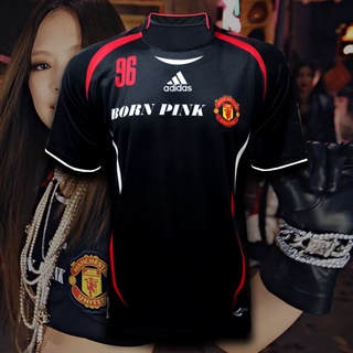 เสื้อฟุตบอล MANCHESTER UNITED /JENNIE BORNPINK เสื้อแมนยู/รุ่น บอร์นพิ้งค์ เสื้อเจนนี่ BP #FB0069 พิมพ์ลายทั้งตัว S-3XL