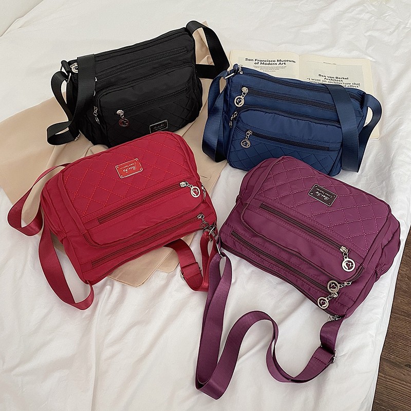 NAMCHA SHOP กระเป๋าสะพายข้าง กระเป๋าผู้หญิง  B207