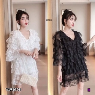 👗Pfashion [ส่งไว!!🚛] P10721 เดรสลูกไม้แขนศอกระบายทั้งตัว Lace dress with elbow sleeves all over the body.