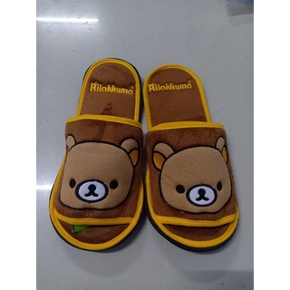 รองเท้าสลิปเปอร์ รองเท้าใส่ในบ้าน ของผู้ใหญ่ ขนาด 10นิ้ว ลายหมีริลัคคุมะ Rilakkuma