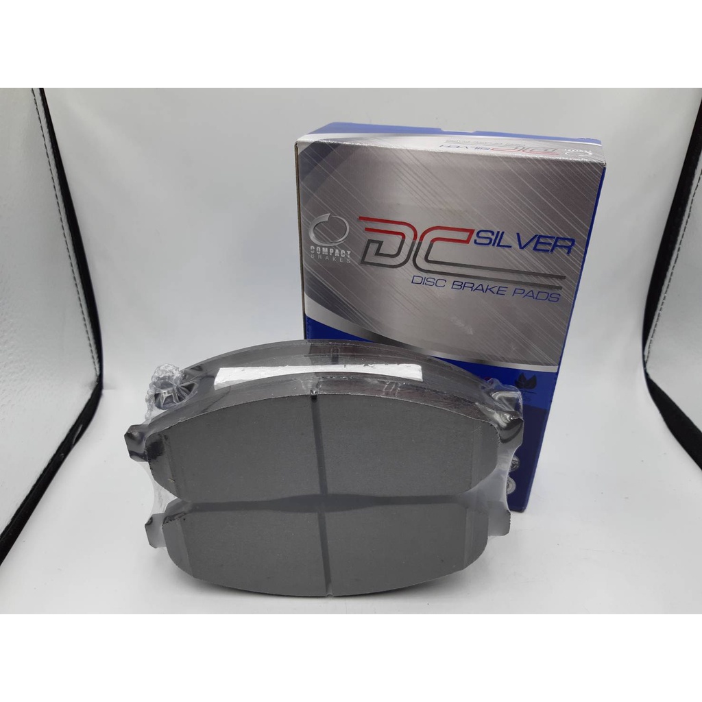 Compact Brake DCC-702 ผ้าเบรคหน้าสำหรับรถ นิสสัน นาวาร่า 2.5 DDTI. เครื่อง 2500cc 2WD / 4WD [รหัสD40 ] ปี 2007 - 2013