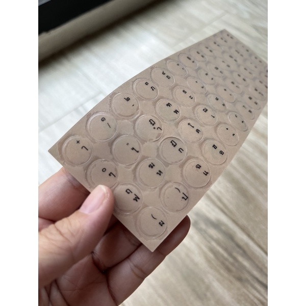 สติ๊กเกอร์ sticker คีย์บอร์ด keyboard ภาษาไทย แบบใส (แบบด้าน เพื่อลดการสะท้อนของแสง)