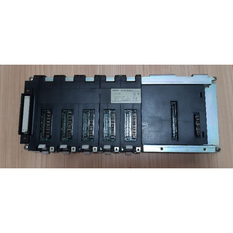 OMRON CS1W-BC053 (Base Unit)